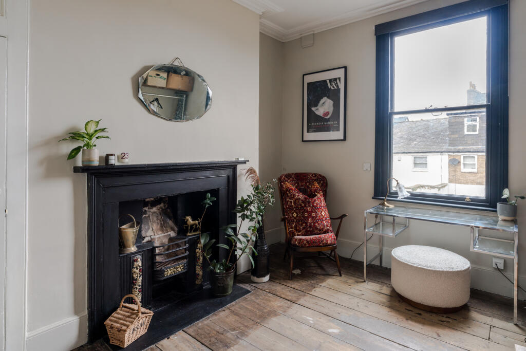 249306 - 34 Spencer Square-26.jpg