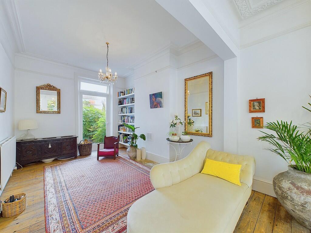 CAM03519G0-PR0146...