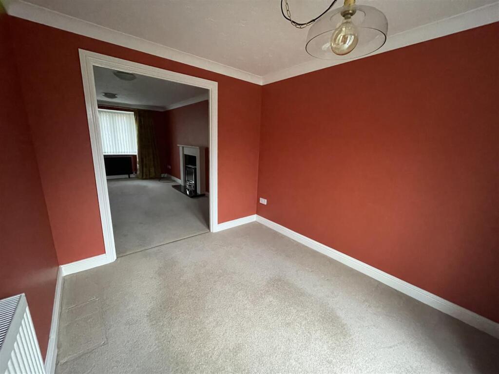 Dining Room to Lounge