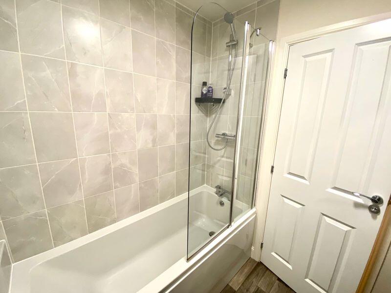 Bathroom (Second Floor)