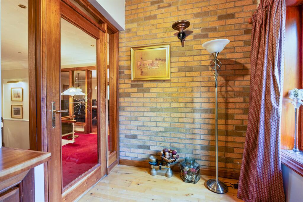 3- Entrance Vestibule.jpg