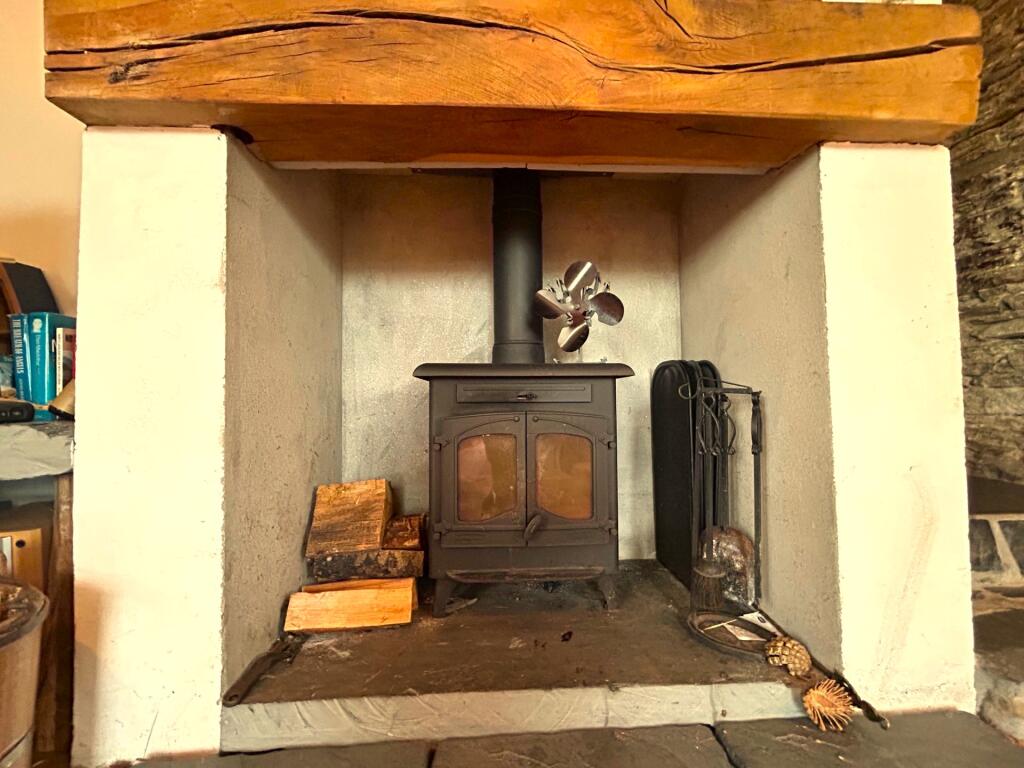 Lounge Fire Place.jpg