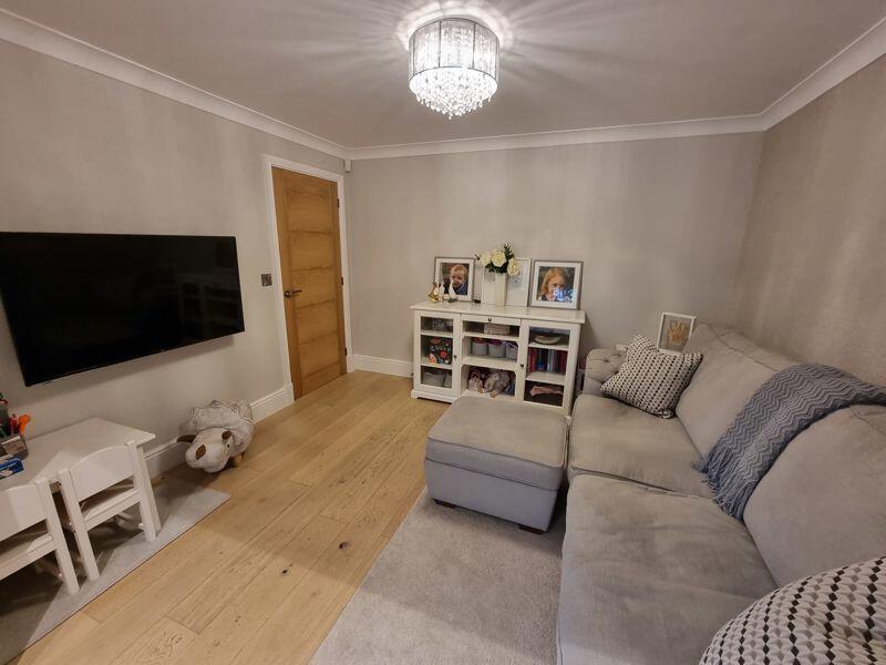Snug