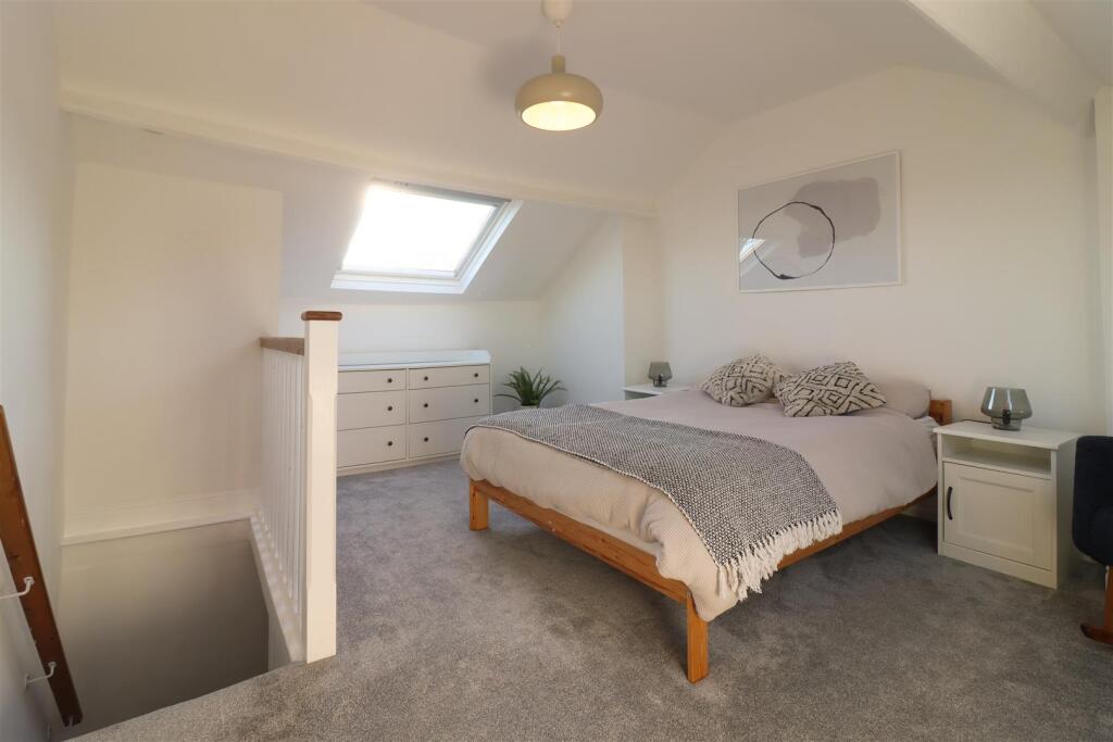 ATTIC ROOM