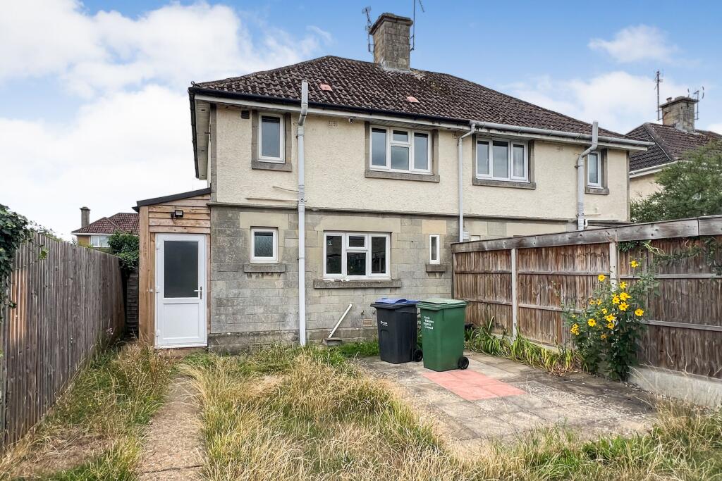 90 Ladyfield Road, Chippenham, Wiltshire, SN14 0AW