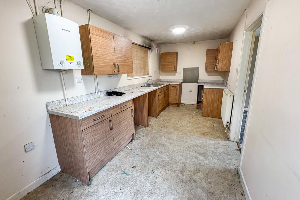 35 Oaklands, Chippenham, Wiltshire, SN15 1RD