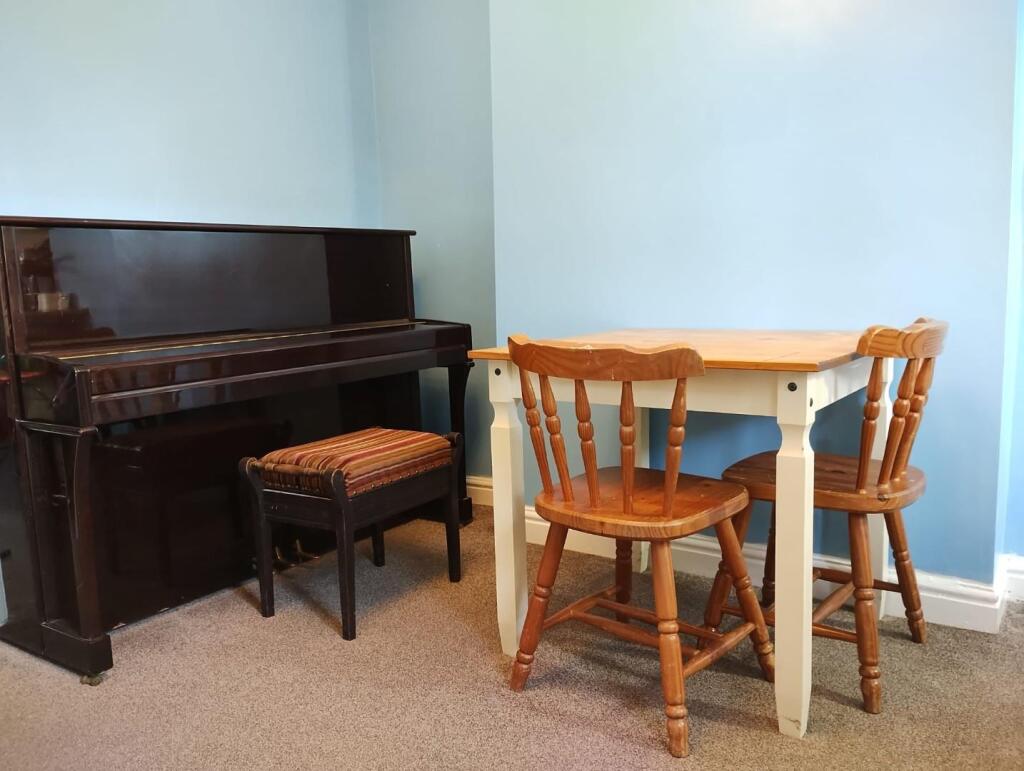 dining room.jpg