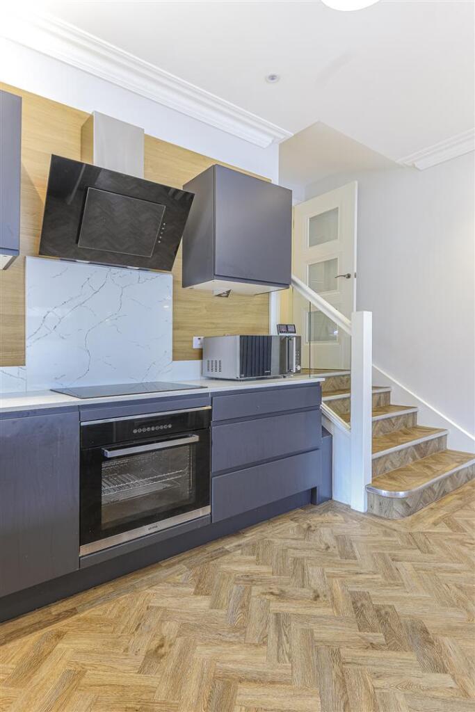 Albany Road 245, 2-16.jpg
