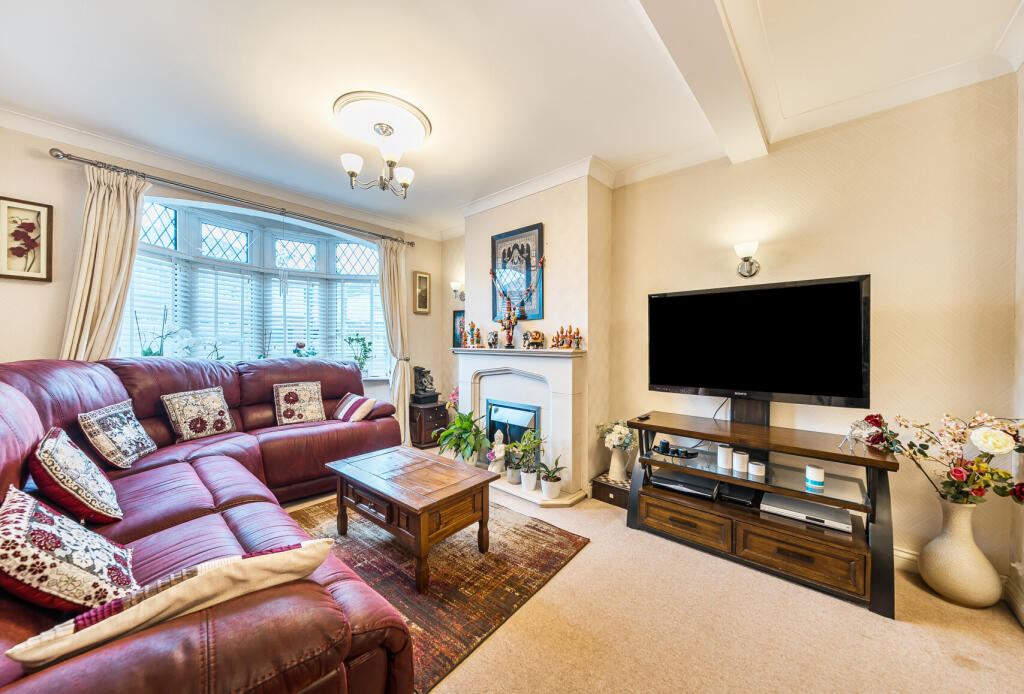 1369046-12-68f10f...