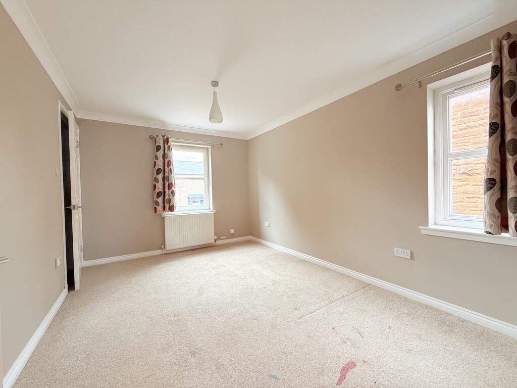 15B Terregles Street, Dumfries, DG2 9AA - Braidwoo