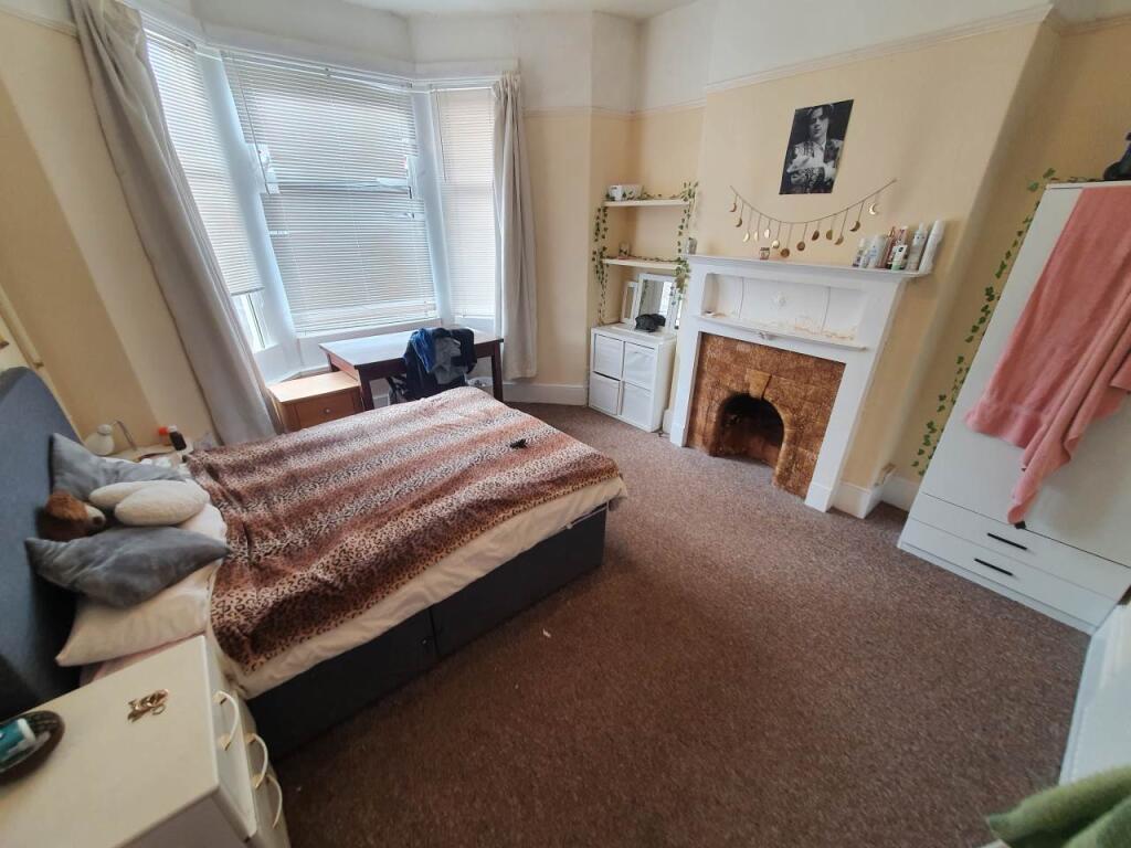 Ground floor front b