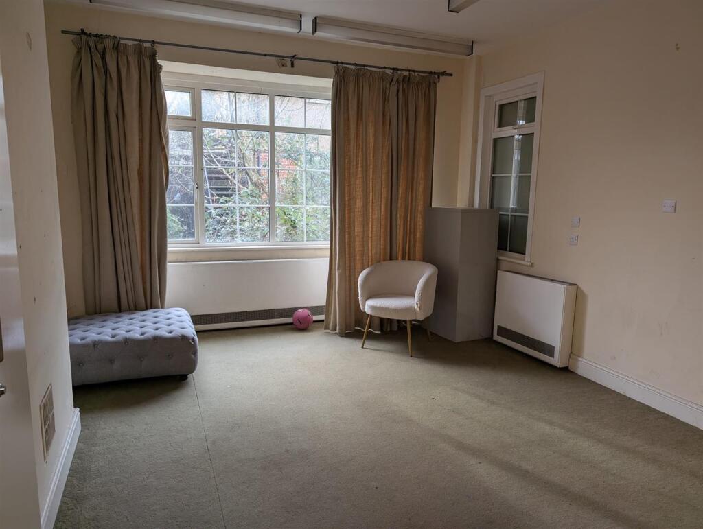 WhatsApp Image 2025-01-31 at 12.03.20_feacf2cf.jpg