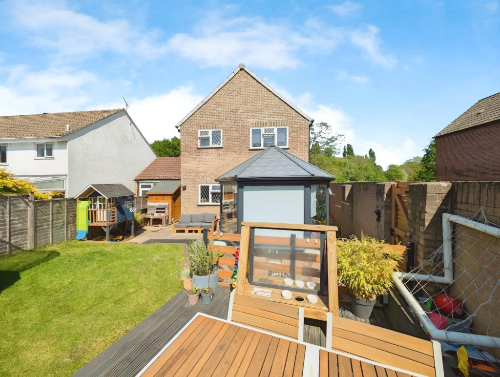 9 Templar garden 8.png