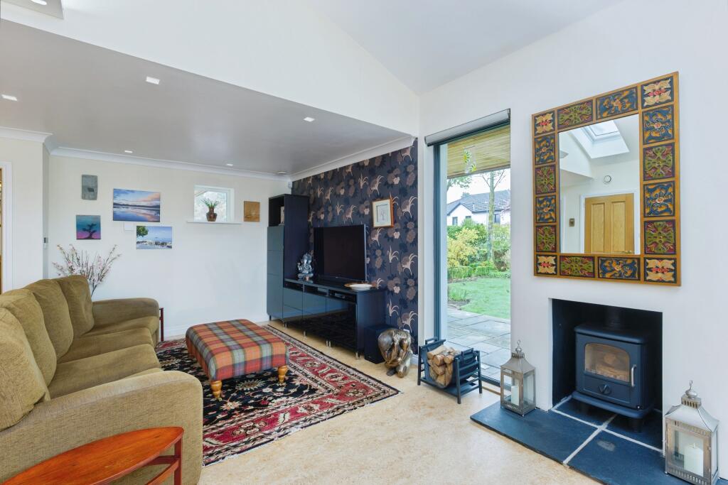 Open Plan Living/Kitchen