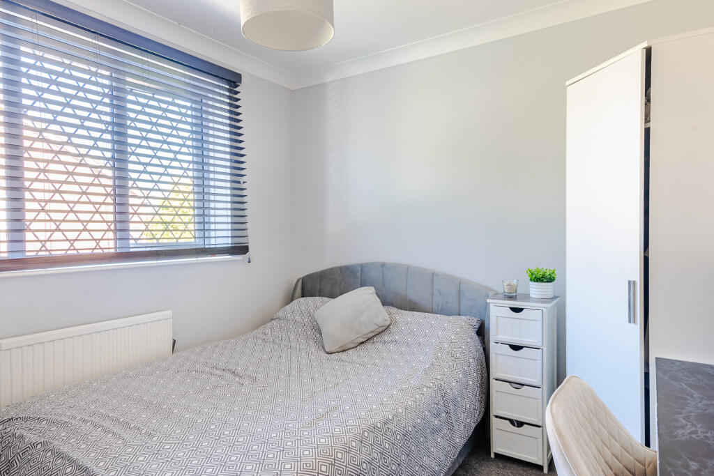 bedroom3