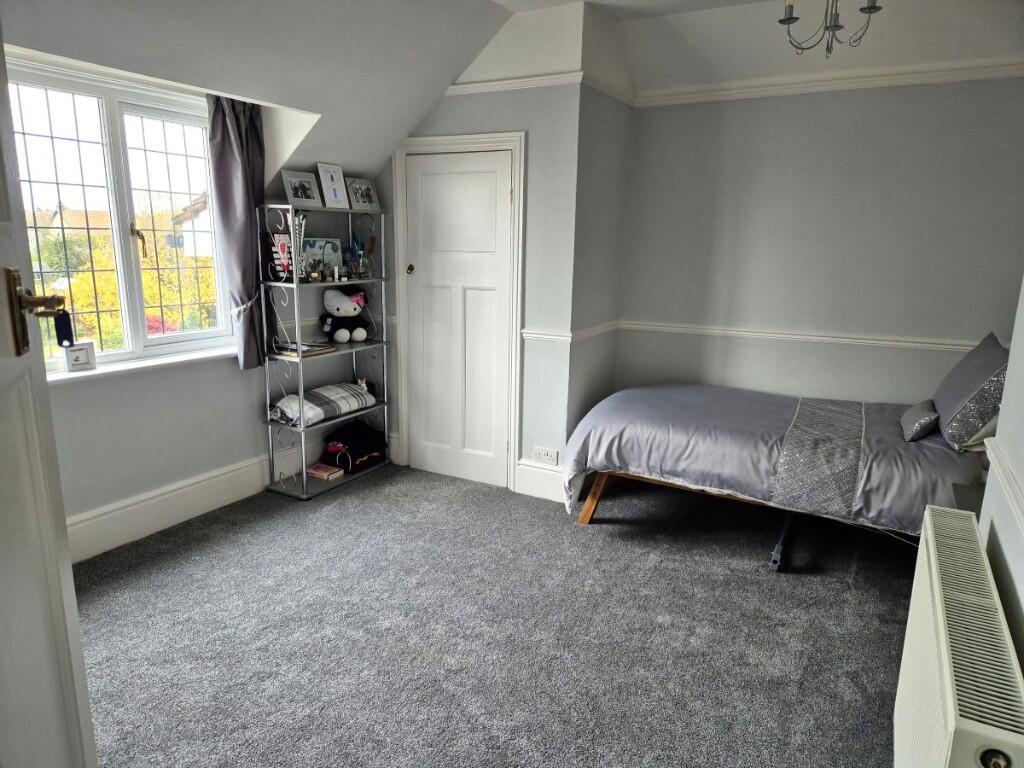 BEDROOM 3