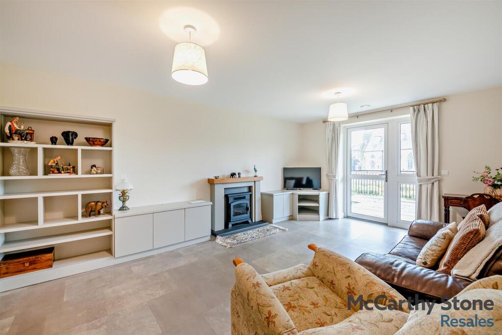 8664484-interior12-800.jpg