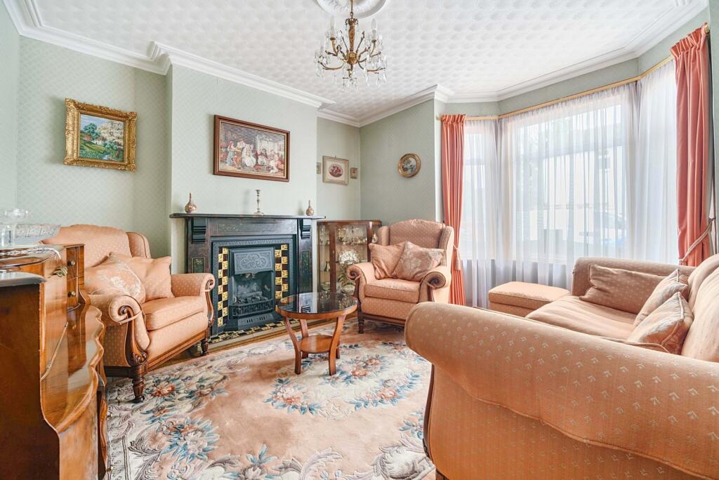 1305645-9-6849777...