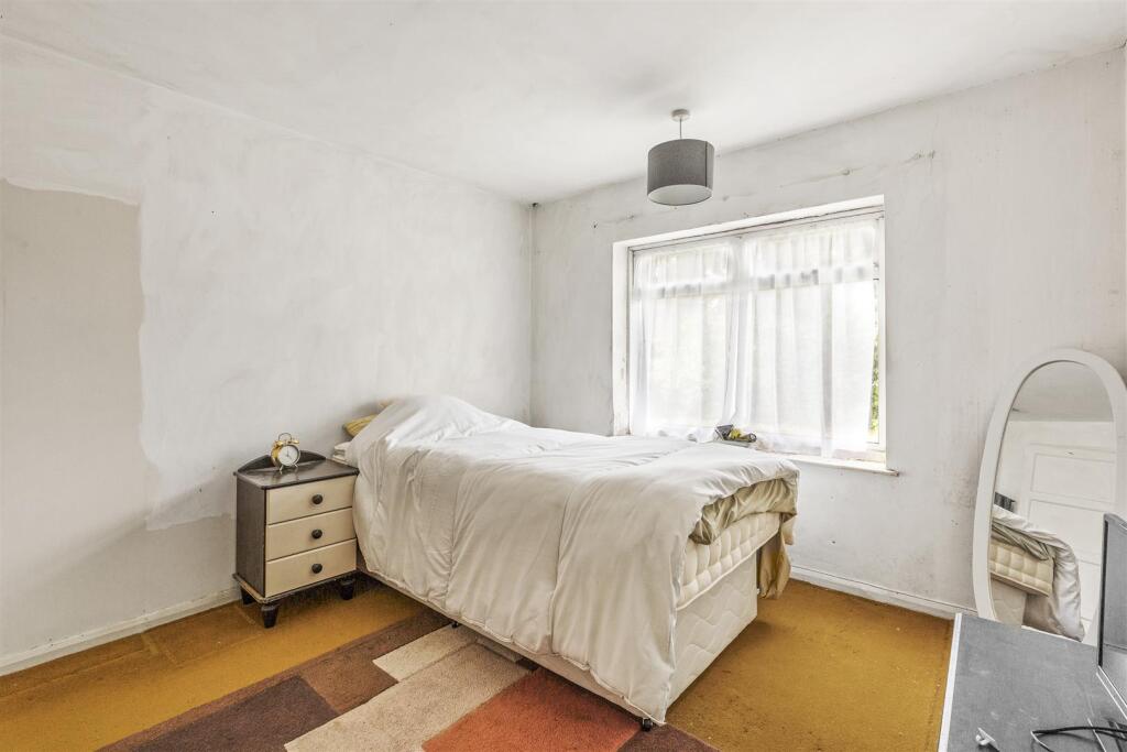 2 Ridings Cottages, Earl Howe Rd, HP15 6QQ-6.jpg