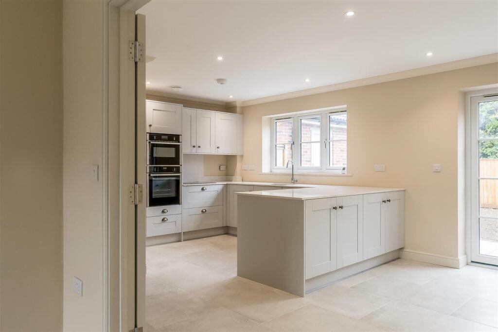 Plot 18