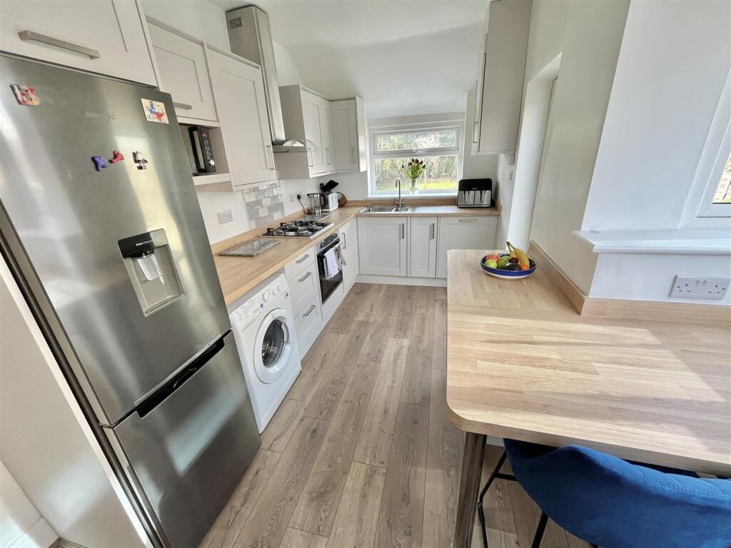 Breakfast Kitchen Aspect 2