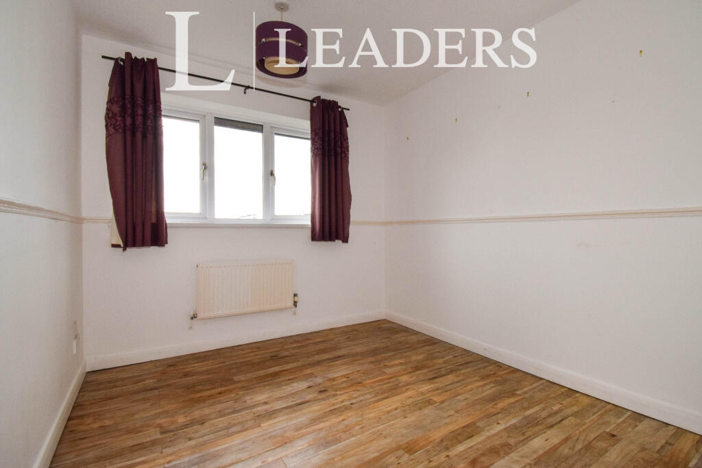 Second bedroom