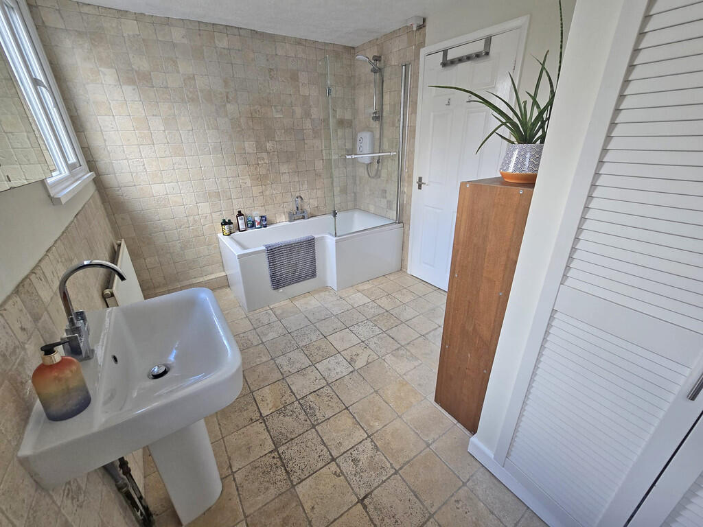 Bathroom (1)