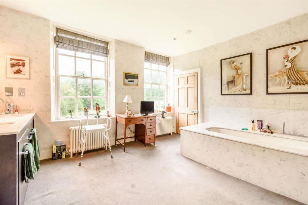 8508160-interior44-800.jpg