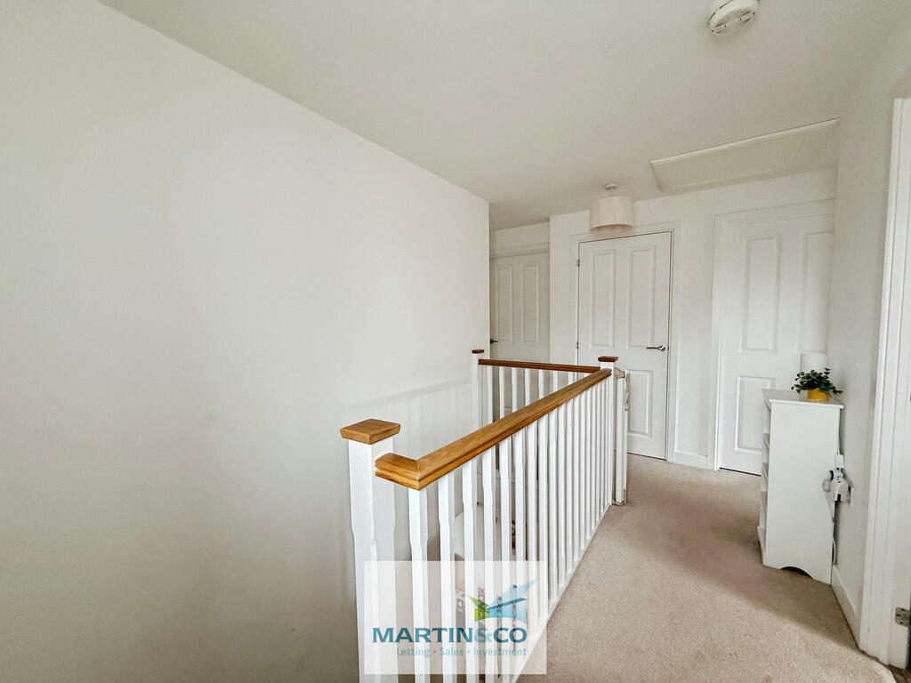 b3482bdf-7-4BA5-9...