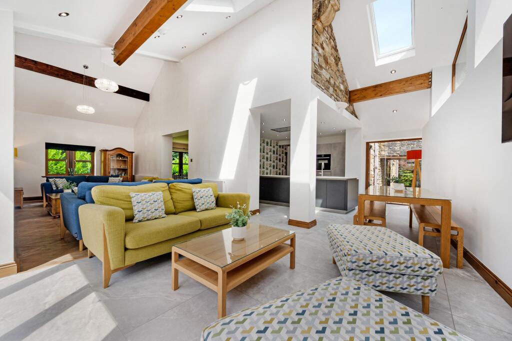 Open Plan Kitchen / Diner / Living