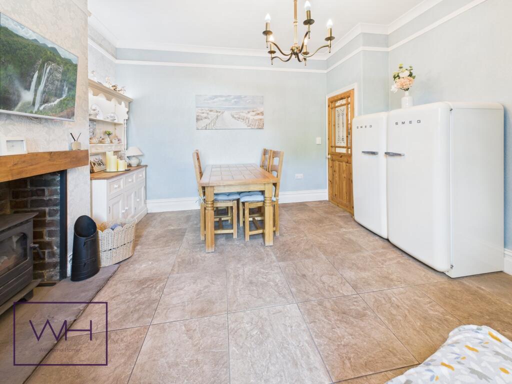 CAM03785G0-PR0306-ST