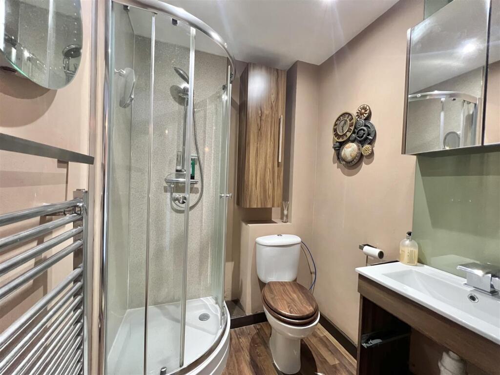 Ensuite