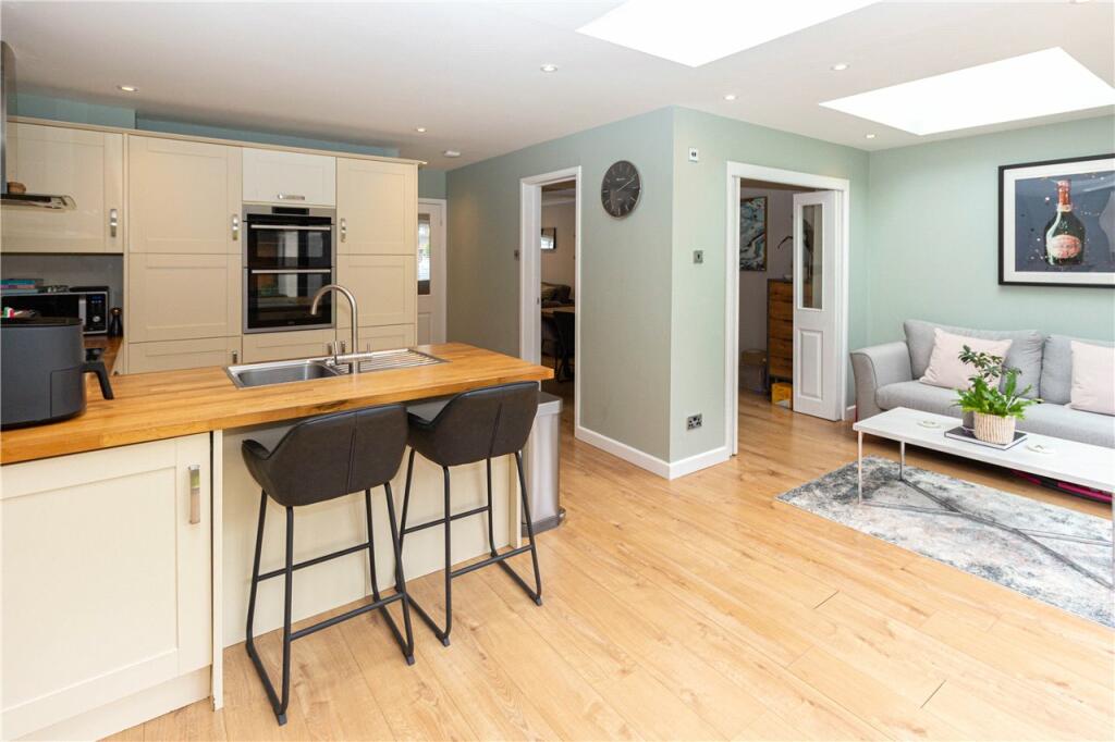 Kitchen/Family