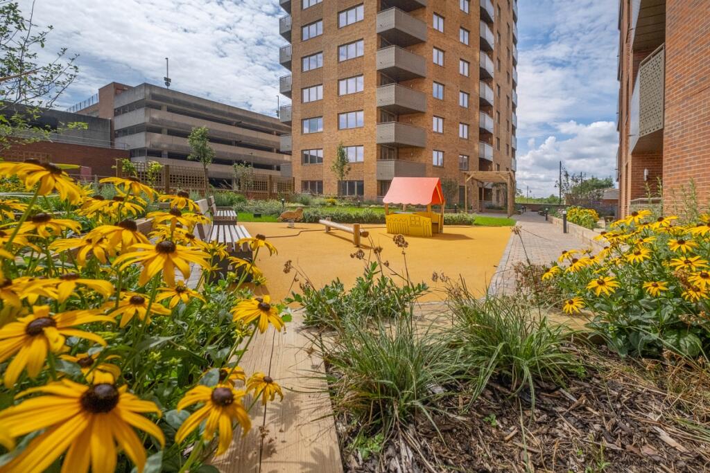 106-foundry-house...