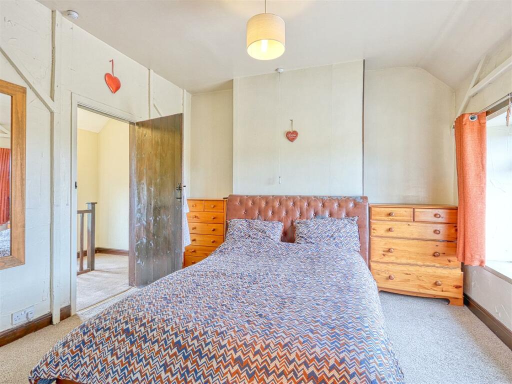 bed 1