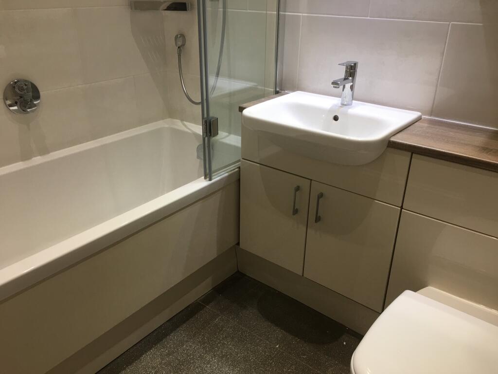 Bathroom (2)
