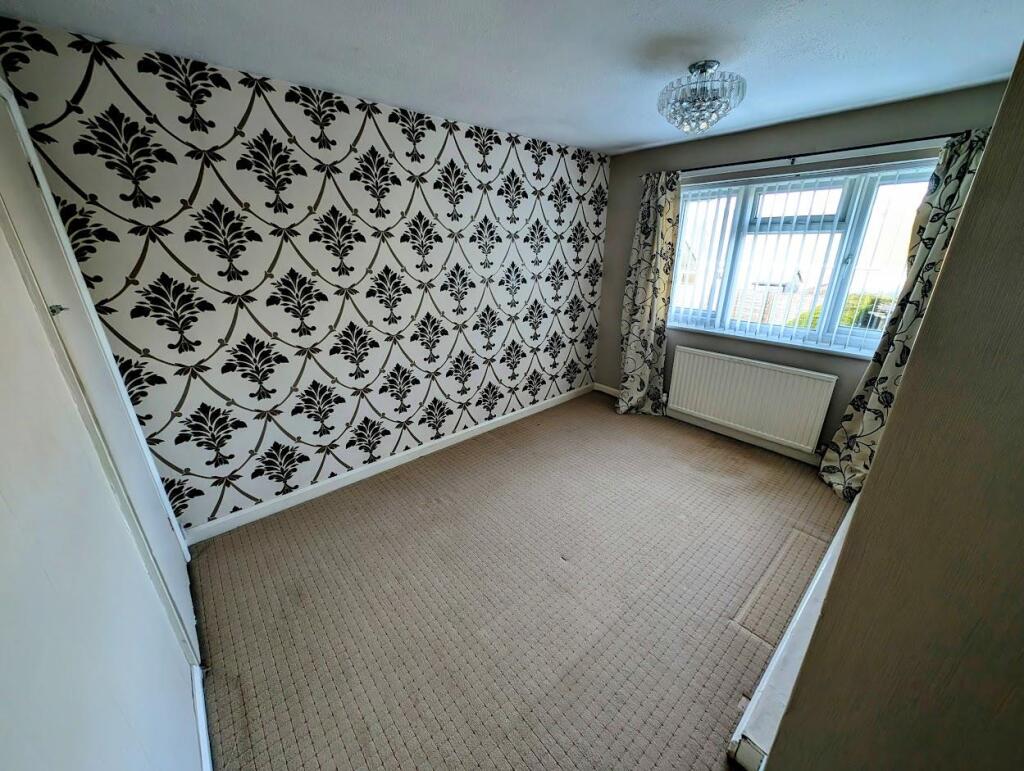 bed 3.jpg
