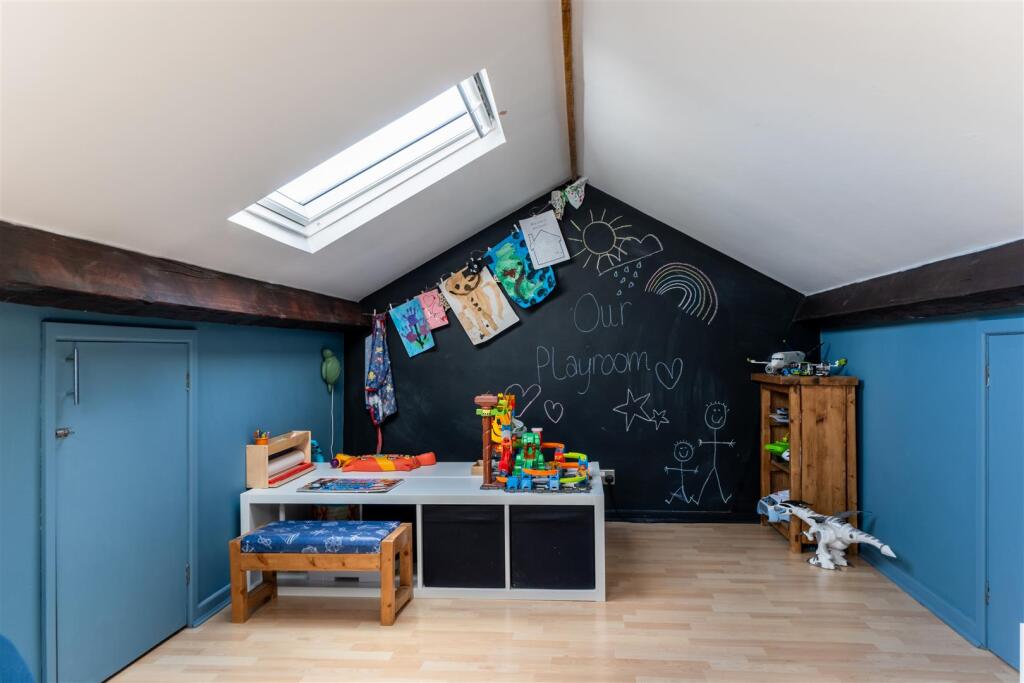 26 The Avenue-033.jpg