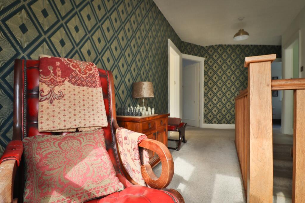 Galleried Landing with additional seating space