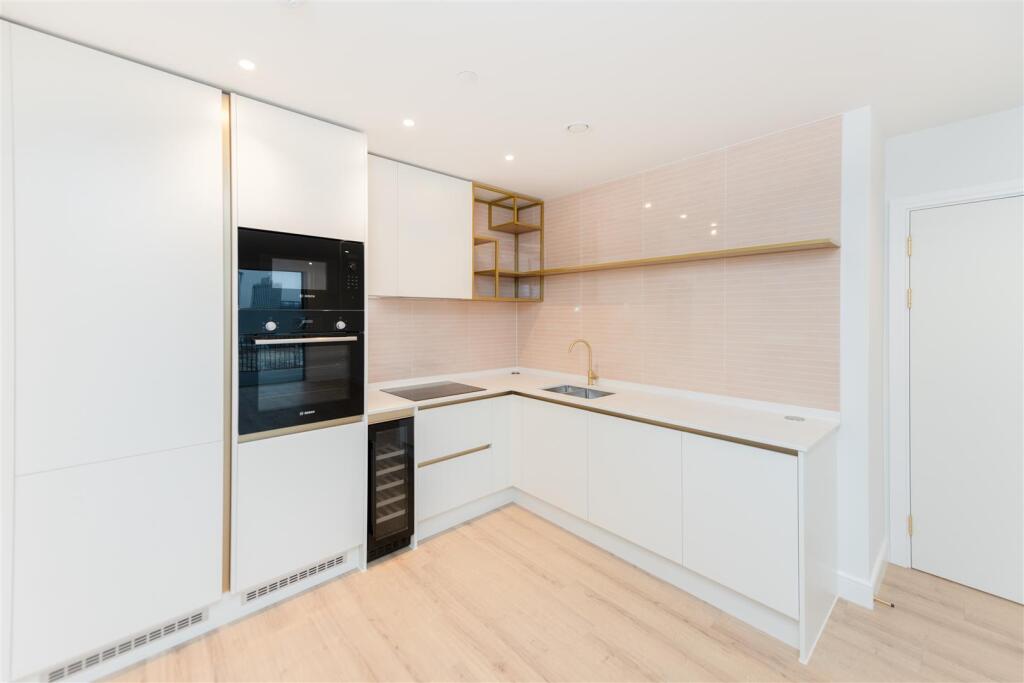 Kitchen .jpg
