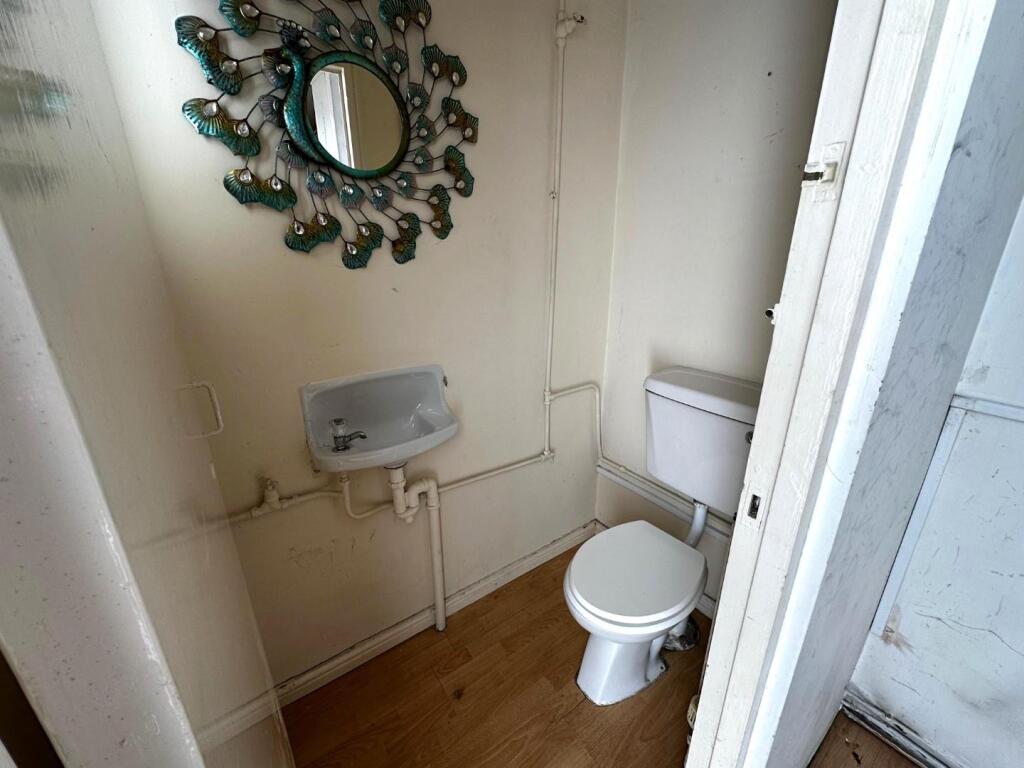 Borough bathroom 1.jpeg
