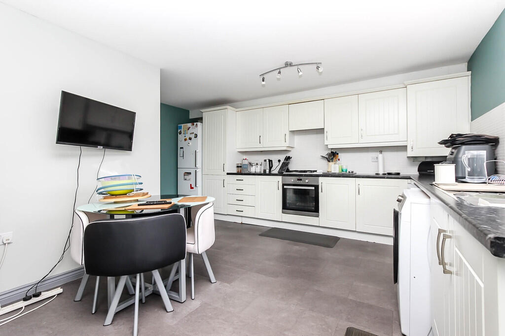 Kitchen/Dining Ro...