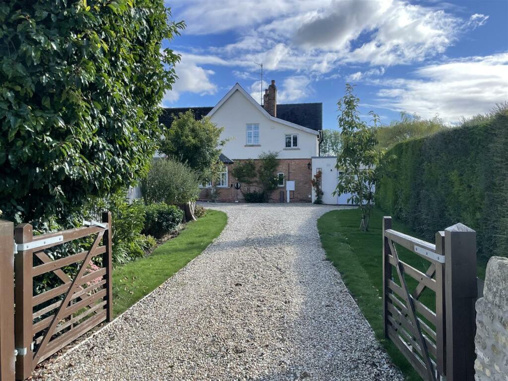 Gorse Dene MAIN SHOT.JPG