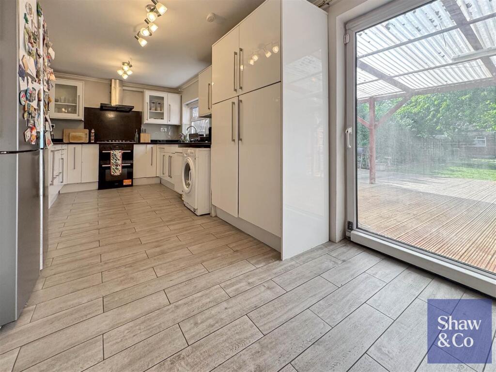 Kitchen,.jpg
