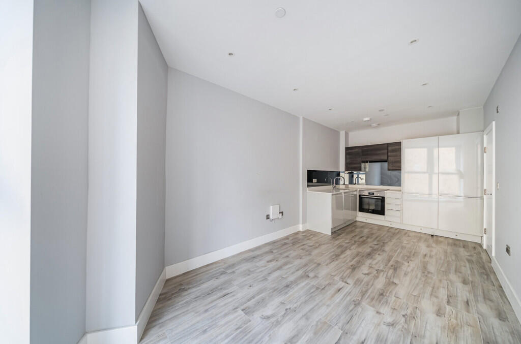 1349924-6-68c0621...