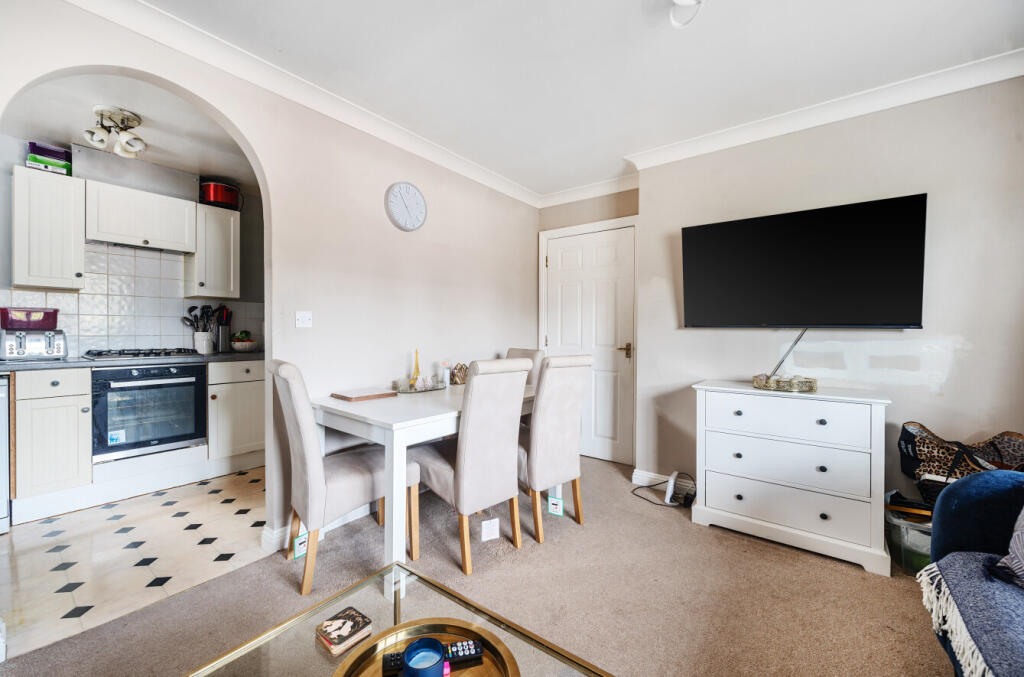 1302427-3-684312a...