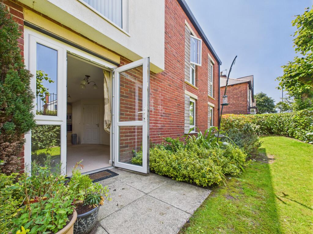Patio Area and Communal Gardens