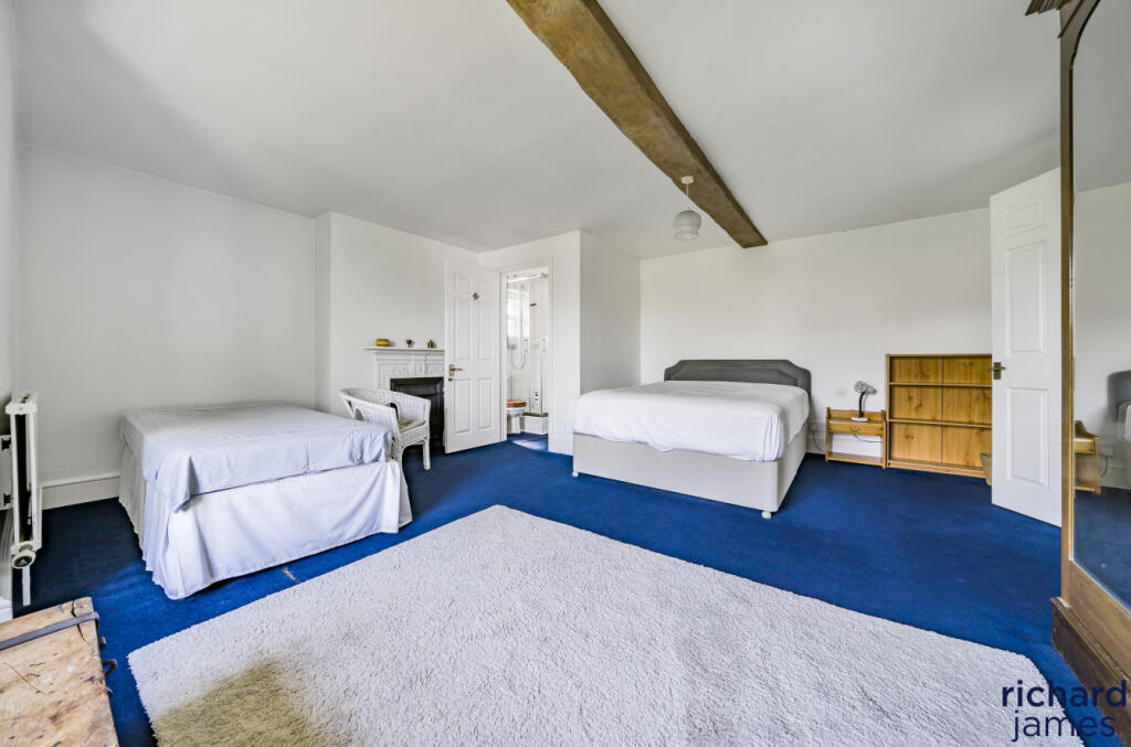 ed4f614a-2de3-434...