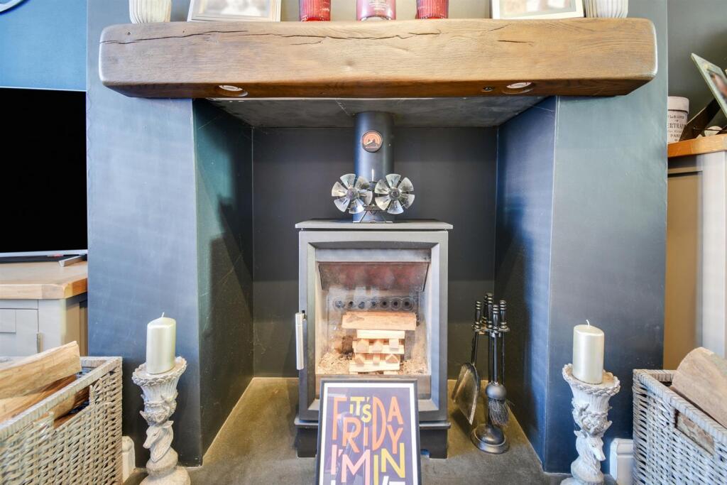 Log burner