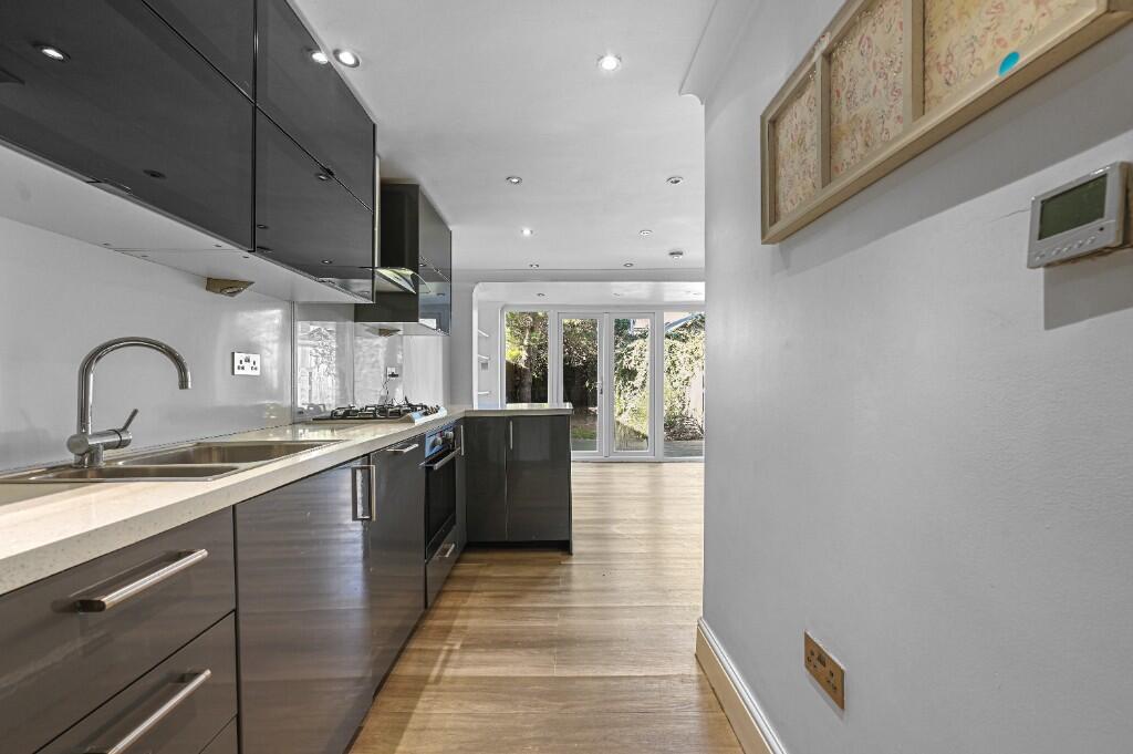 Open Plan Living/Kit